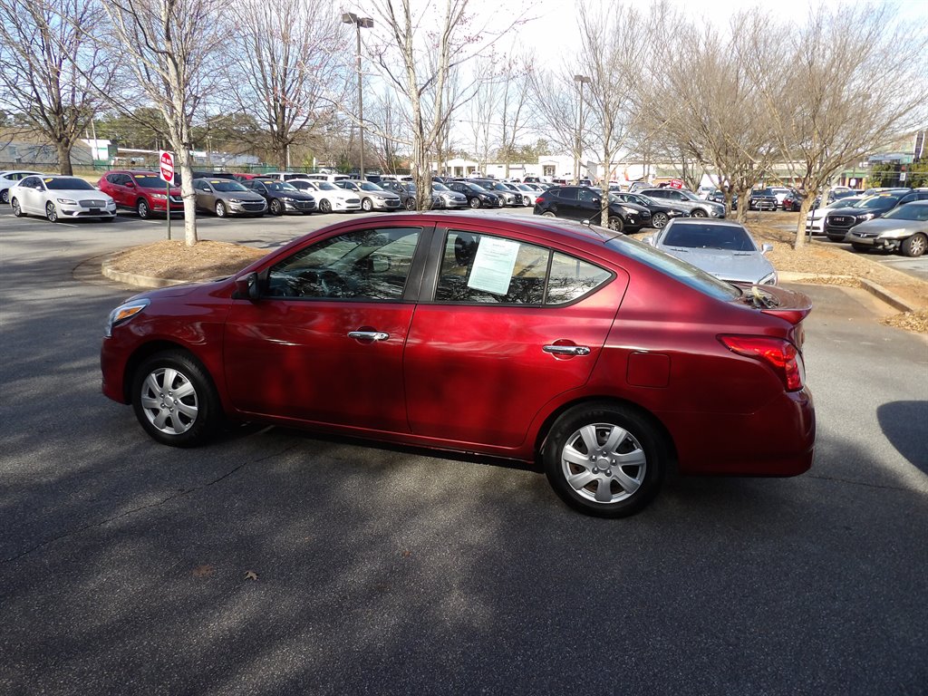 2018 Nissan Versa