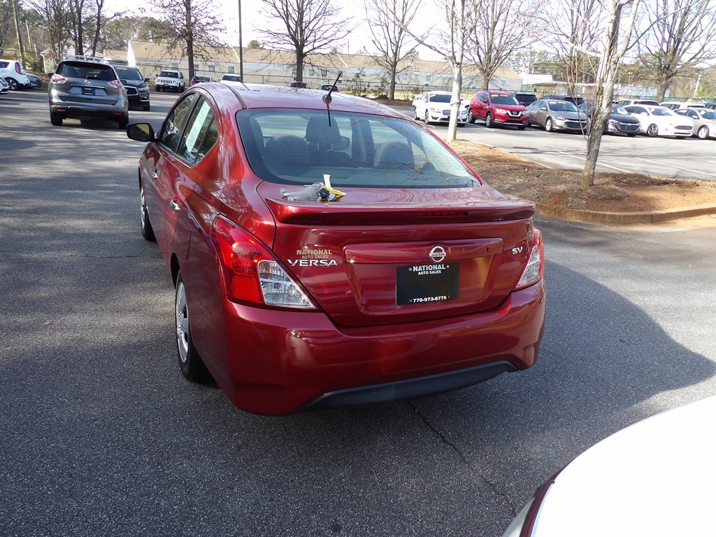 2018 Nissan Versa