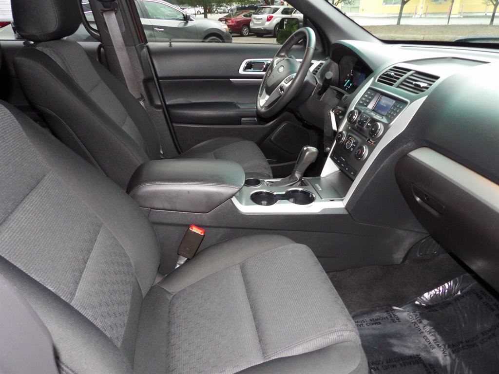 2015 Ford Explorer