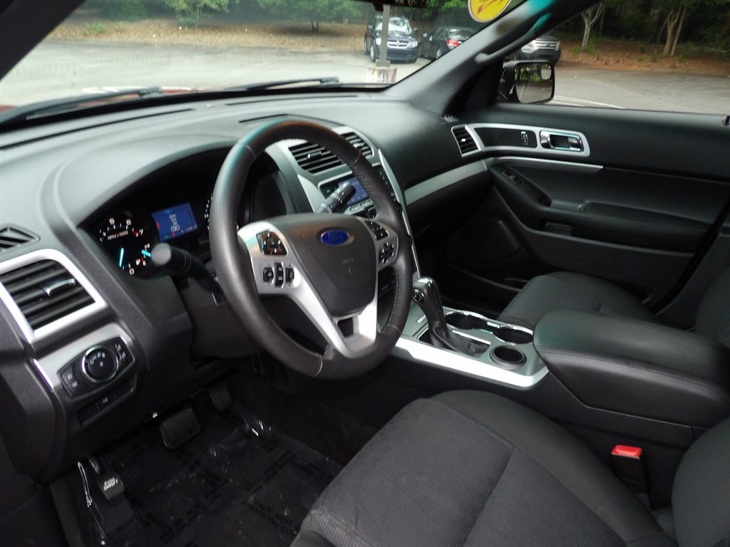2015 Ford Explorer