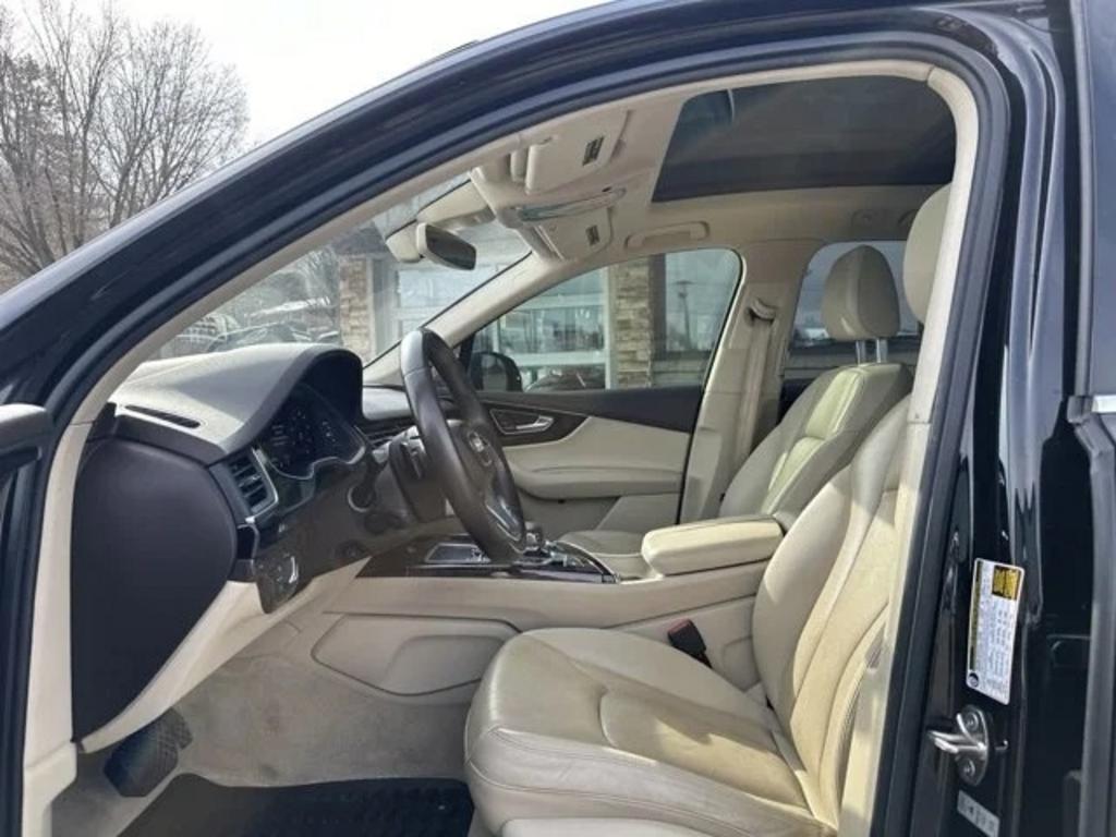 2017 Audi Q7 - $23,450